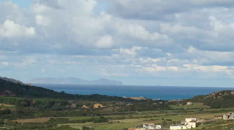 Galite Inseln vom Kap Serrat aus gesehen