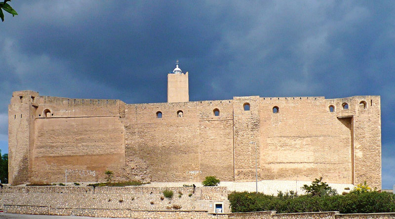 Leuchtturm Sousse - Bild: Mietek Ł, CC BY-SA 3.0, https://commons.wikimedia.org/w/index.php?curid=55027039