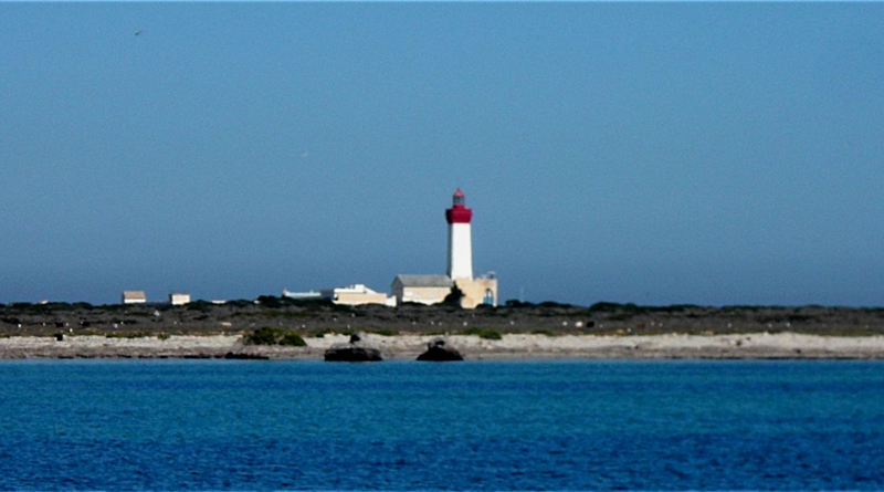 Leuchtturm Kuriat - Bild: Habib M'henni — Travail personnel, CC BY-SA 3.0, https://commons.wikimedia.org/w/index.php?curid=10574879