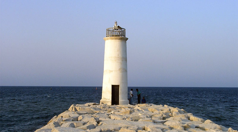 Leuchtturm Sayada - Bild: Mejdi sayada — Travail personnel, CC BY-SA 3.0, https://commons.wikimedia.org/w/index.php?curid=1856125